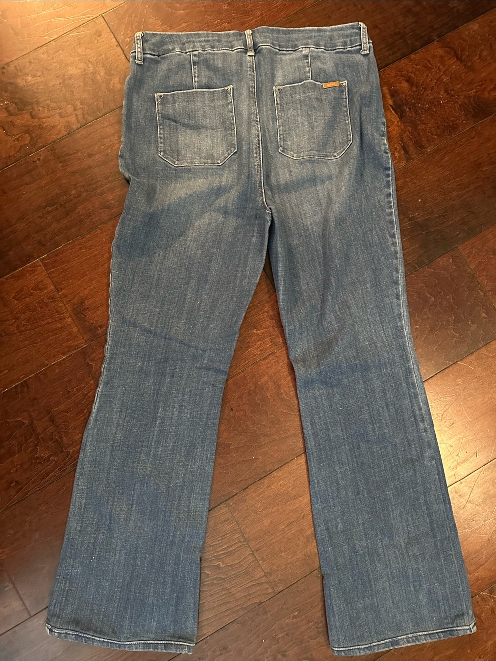 Chico’s the so slimming girlfriend fare leg Women’s Blue Denim 1.5